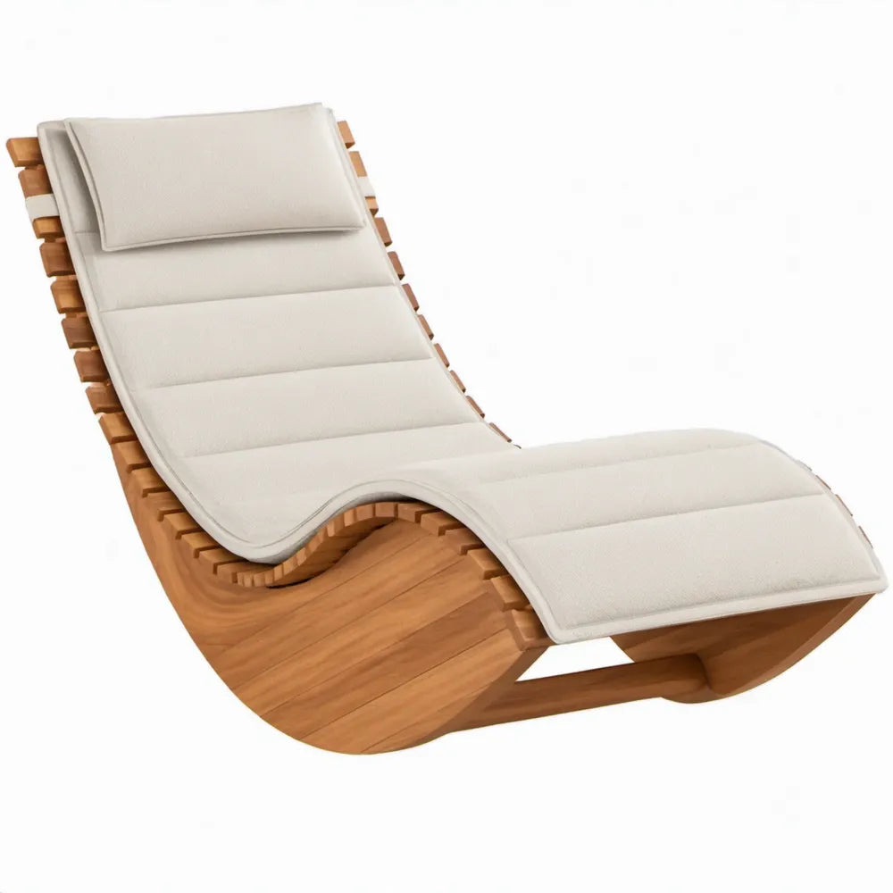Ergonomisch gebogen ligbed van massief acaciahout met crèmekleurig polyester kussen, 195 x 65 x 75 cm